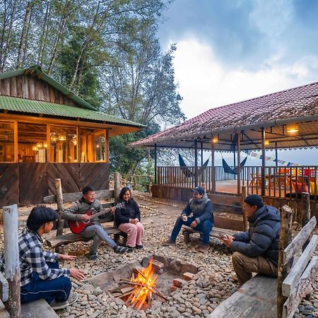 Zostel Rinchenpong Hostel Luaran gambar