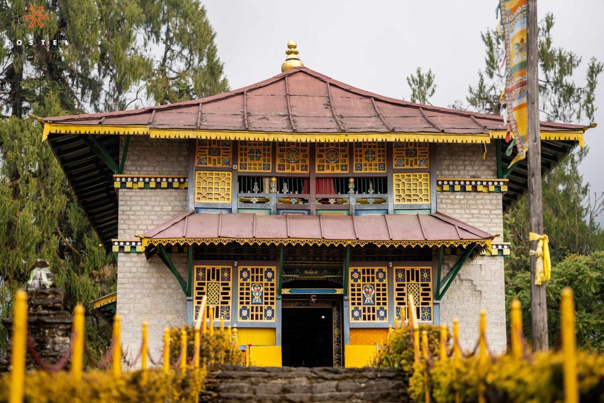 Zostel Rinchenpong Hostel Luaran gambar